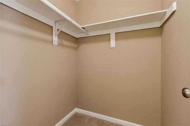 508 Thorncliff Dr Apt 303, Newport News, VA 23608