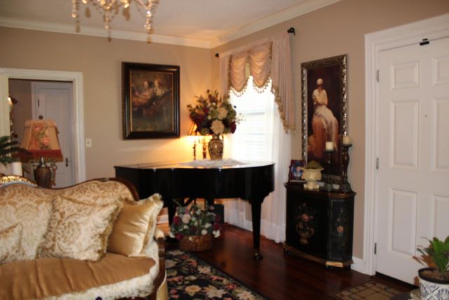 701 W Sunset, Nashville, AR 71852