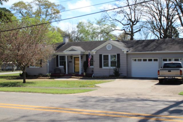 701 W Sunset, Nashville, AR 71852