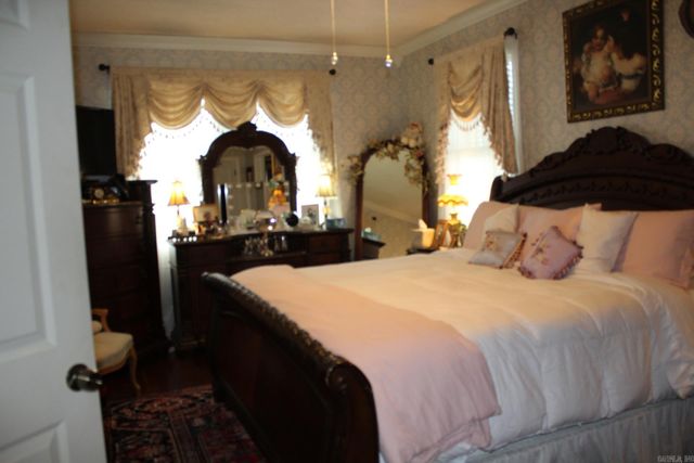 701 W Sunset, Nashville, AR 71852