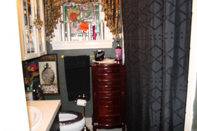 701 W Sunset, Nashville, AR 71852