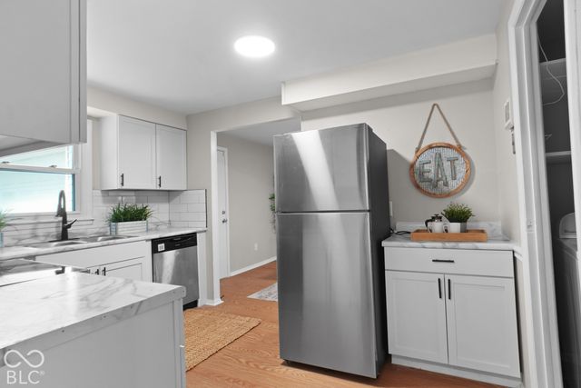 7337 Woodside Drive, Indianapolis, IN 46260