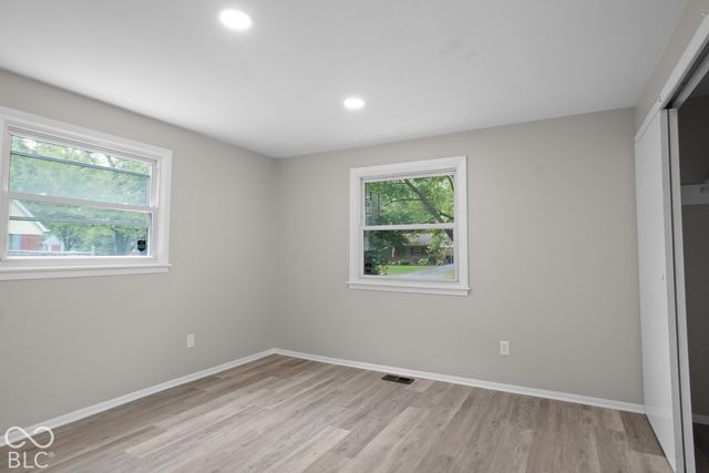 7337 Woodside Drive, Indianapolis, IN 46260
