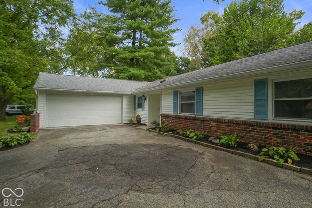 7337 Woodside Drive, Indianapolis, IN 46260