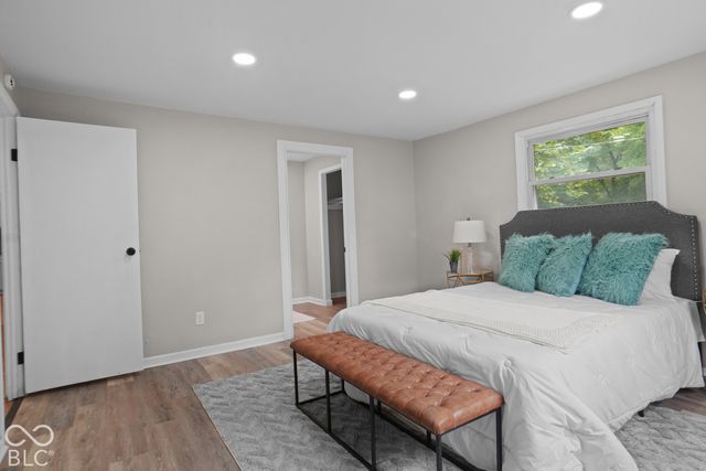 7337 Woodside Drive, Indianapolis, IN 46260