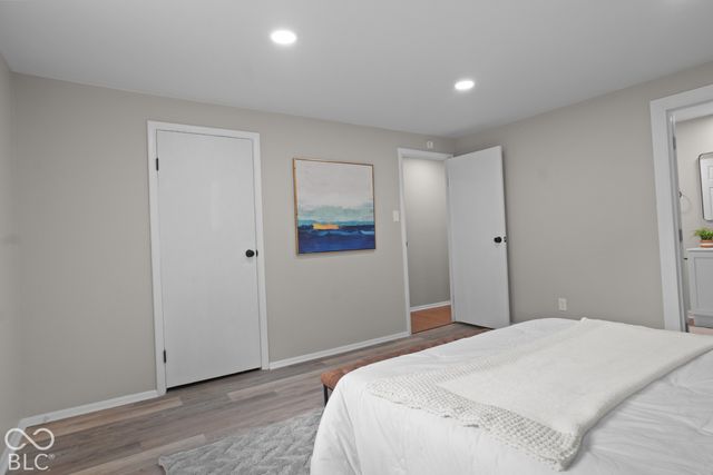 7337 Woodside Drive, Indianapolis, IN 46260