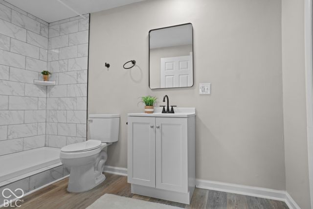 7337 Woodside Drive, Indianapolis, IN 46260