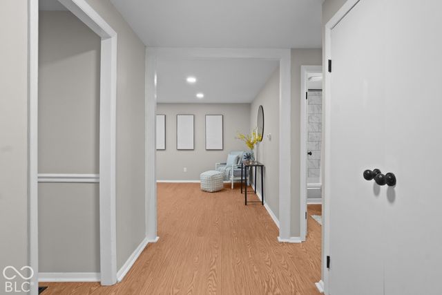 7337 Woodside Drive, Indianapolis, IN 46260