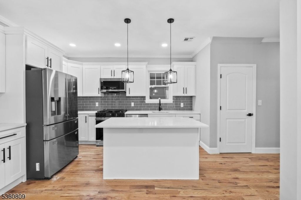 125 N 14Th St, East Orange City, NJ 07017