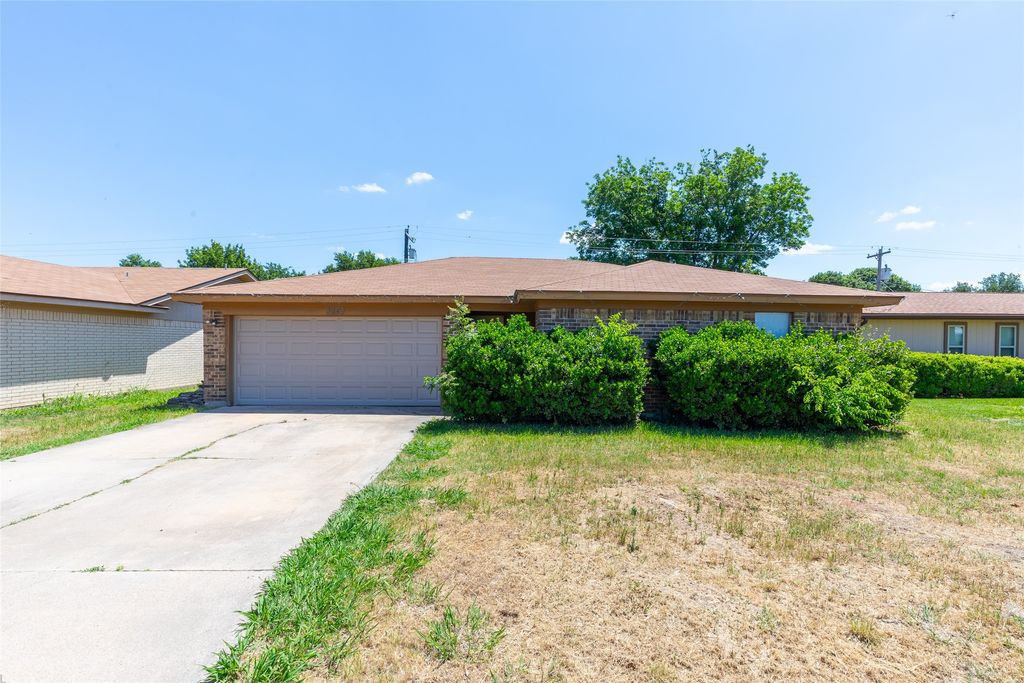 3649 Auburn Drive, Abilene, TX 79602