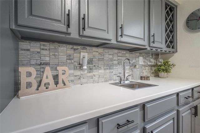 920 W ORIENT STREET, Tampa, FL 33603