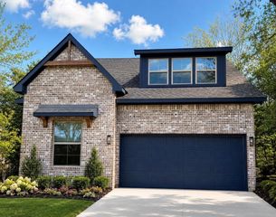 109 Cove Point, Conroe, TX 77356