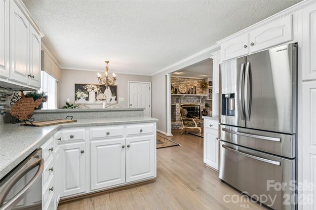 8815 Columbus Street, Davidson, NC 28036