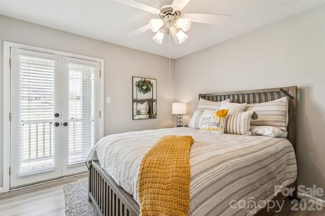 8815 Columbus Street, Davidson, NC 28036