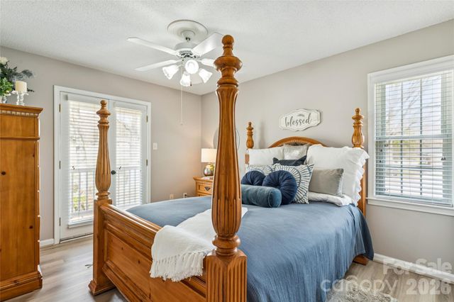 8815 Columbus Street, Davidson, NC 28036