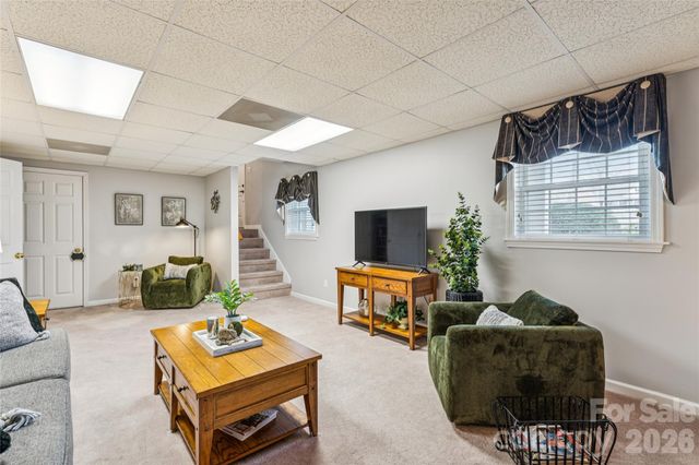 8815 Columbus Street, Davidson, NC 28036