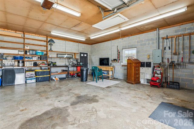 8815 Columbus Street, Davidson, NC 28036