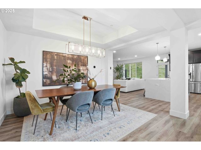 292 W MAPLE St, Washougal, WA 98671