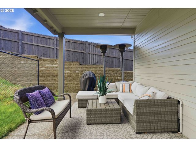 292 W MAPLE St, Washougal, WA 98671