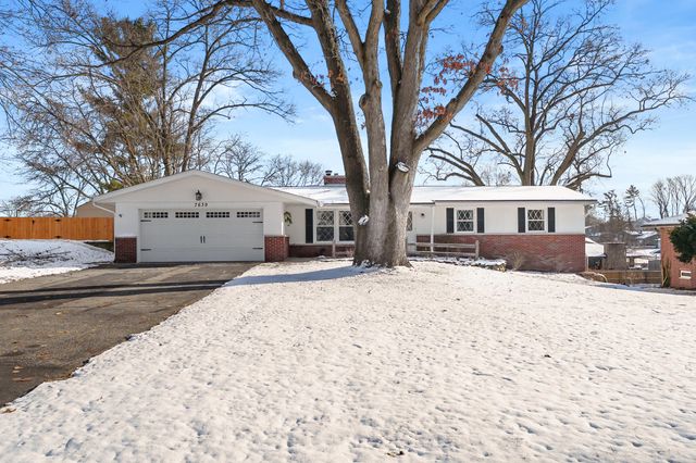7639 Woodcrest Street, Portage, MI 49024