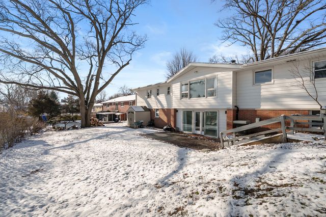 7639 Woodcrest Street, Portage, MI 49024