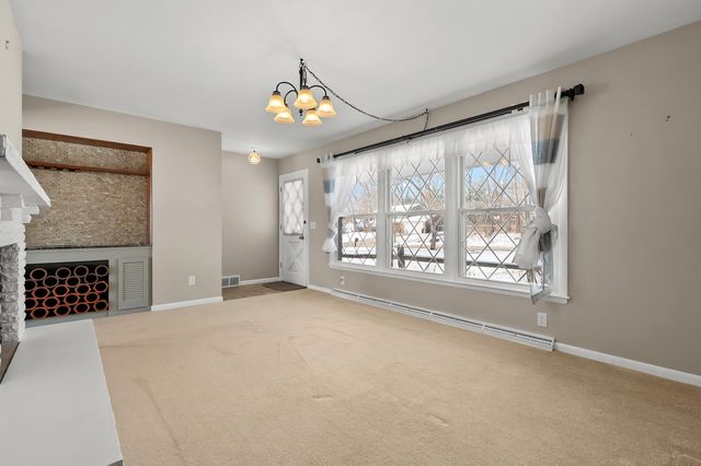 7639 Woodcrest Street, Portage, MI 49024