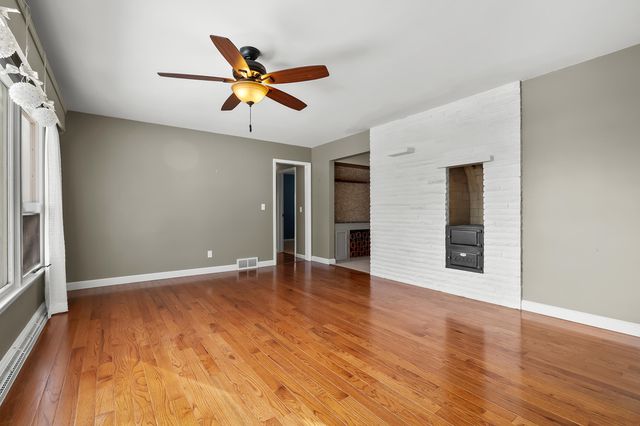 7639 Woodcrest Street, Portage, MI 49024