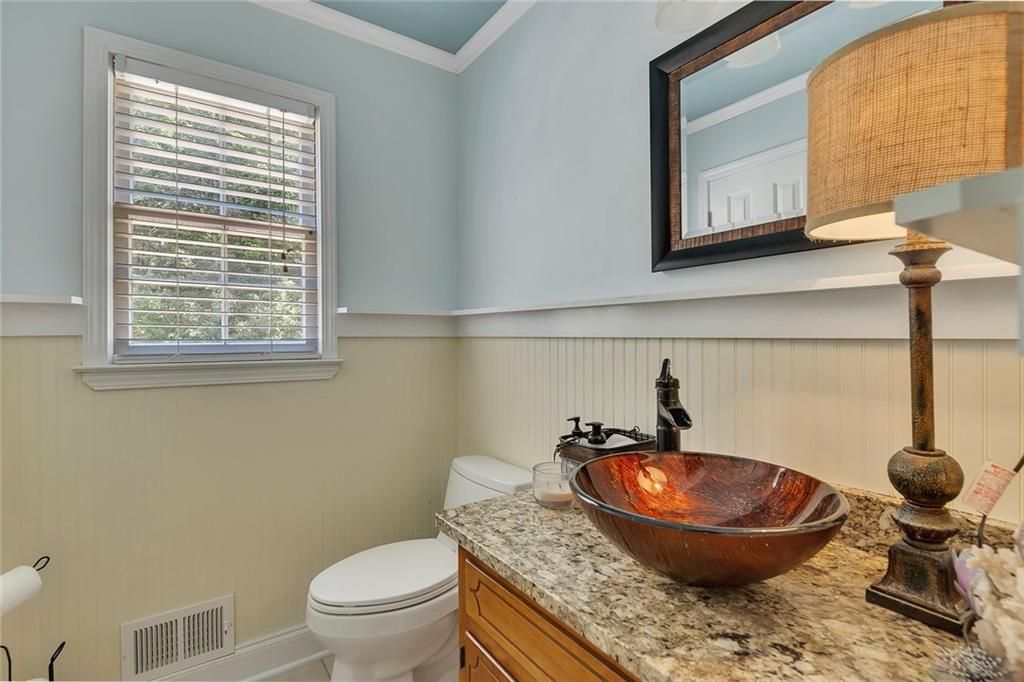 Image 18 of property listing at 6380 Concord Road, Cumming, GA 30028