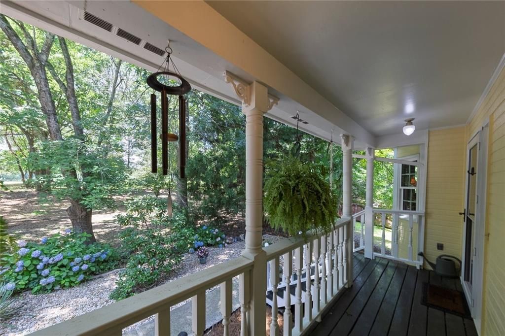 Image 2 of property listing at 6380 Concord Road, Cumming, GA 30028