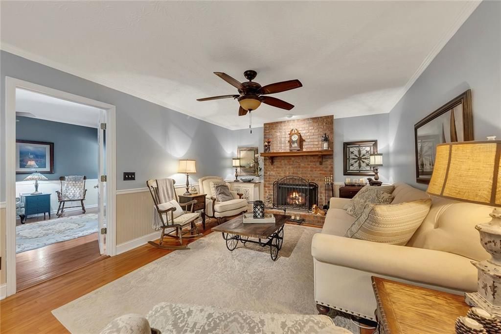 Image 4 of property listing at 6380 Concord Road, Cumming, GA 30028