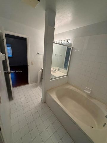 11748 SW 17th Ct, Miramar, FL 33025