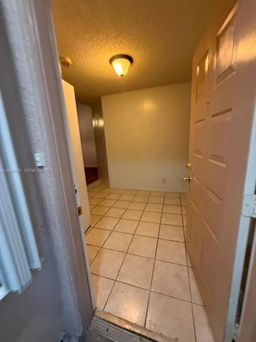 11748 SW 17th Ct, Miramar, FL 33025
