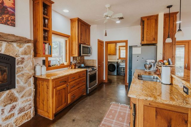 600 Finney Drive, Weatherford, TX 76085