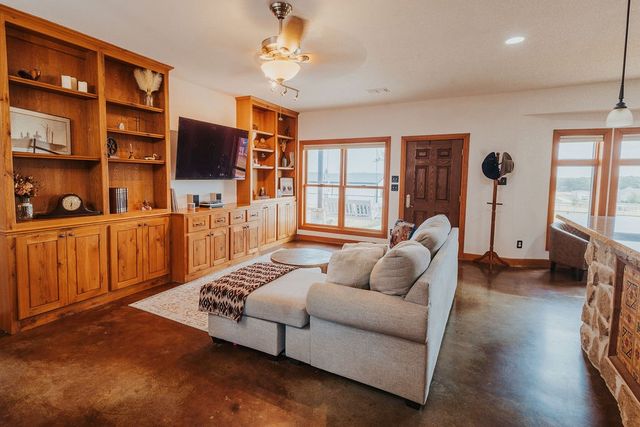 600 Finney Drive, Weatherford, TX 76085