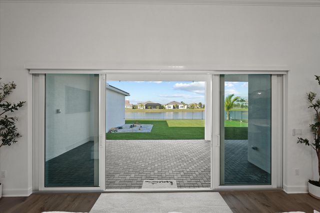 4727 Estates Circle, Westlake, FL 33470