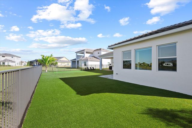 4727 Estates Circle, Westlake, FL 33470