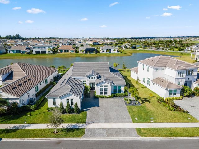 4727 Estates Circle, Westlake, FL 33470