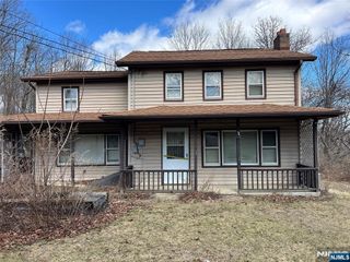 30 Corter Lane, West Milford, NJ 07480