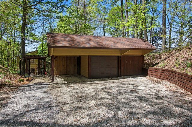 38270 Blue Star Highway, Covert, MI 49043