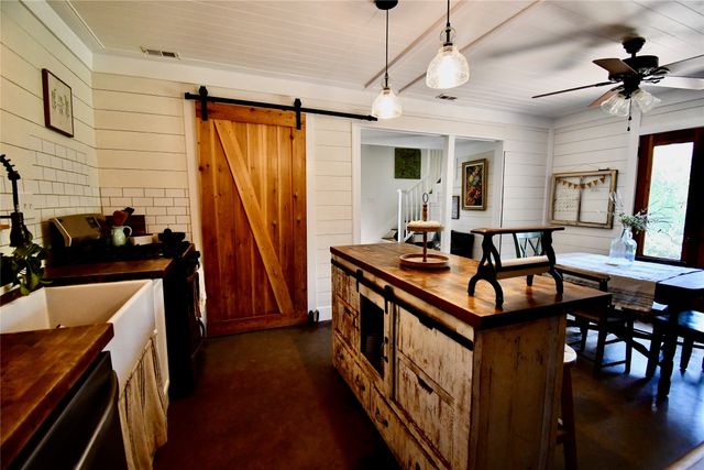 1545 Old Authon Road, Weatherford, TX 76088