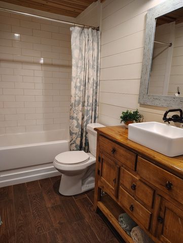 1545 Old Authon Road, Weatherford, TX 76088