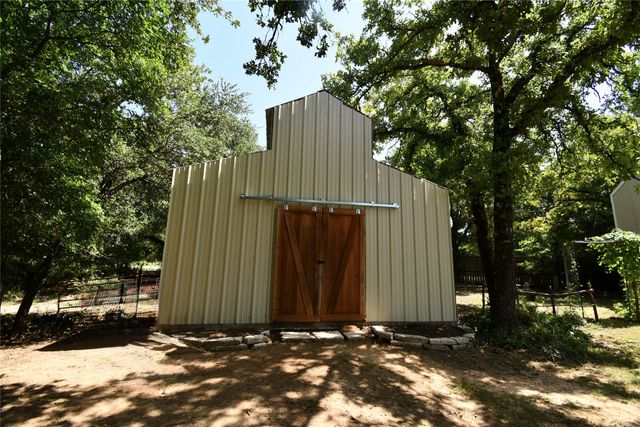 1545 Old Authon Road, Weatherford, TX 76088