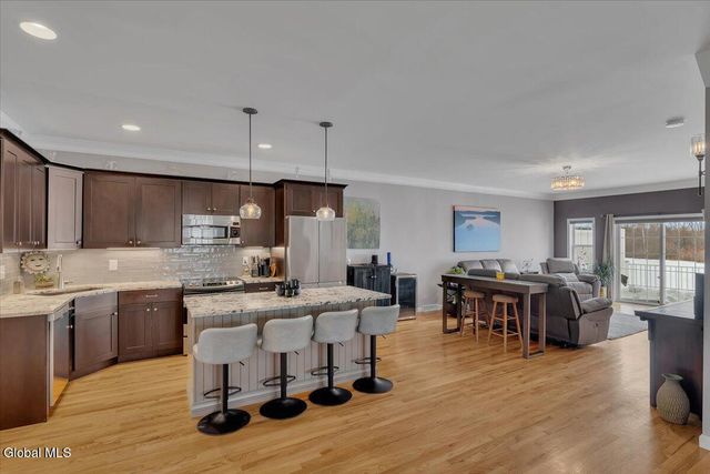 59 Lorenzo Drive, North Greenbush, NY 12180