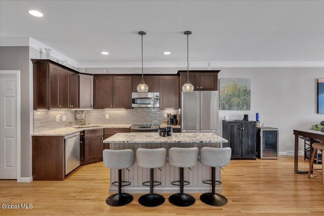 59 Lorenzo Drive, North Greenbush, NY 12180