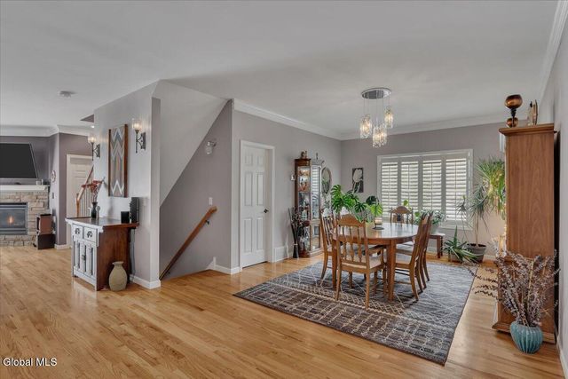 59 Lorenzo Drive, North Greenbush, NY 12180