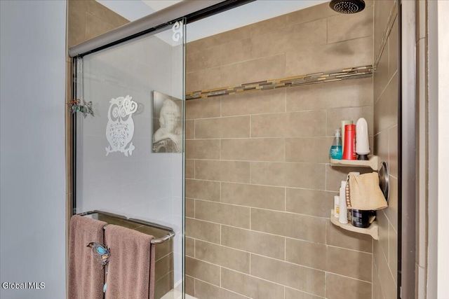 59 Lorenzo Drive, North Greenbush, NY 12180