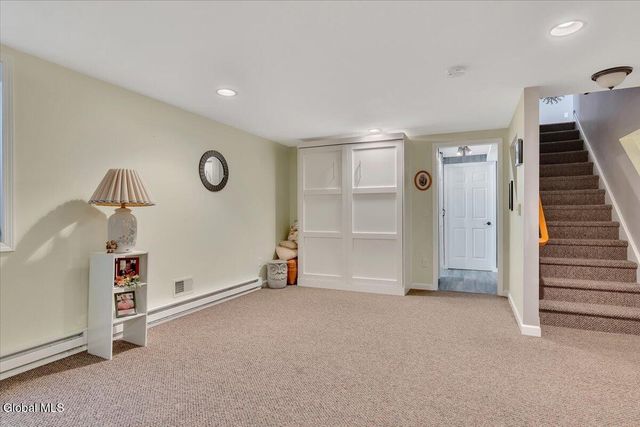 59 Lorenzo Drive, North Greenbush, NY 12180