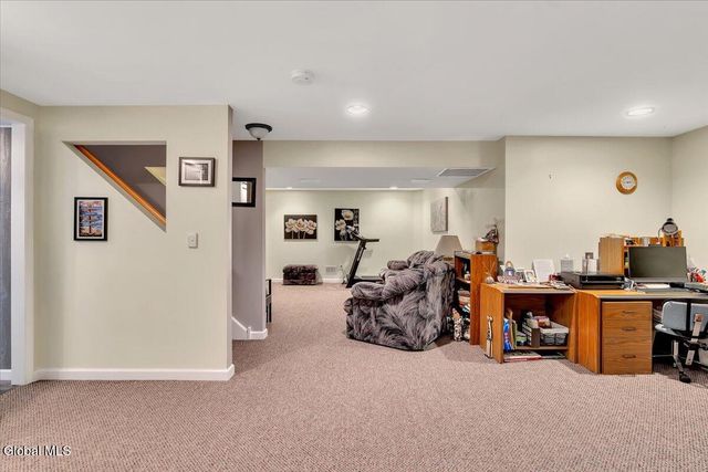 59 Lorenzo Drive, North Greenbush, NY 12180