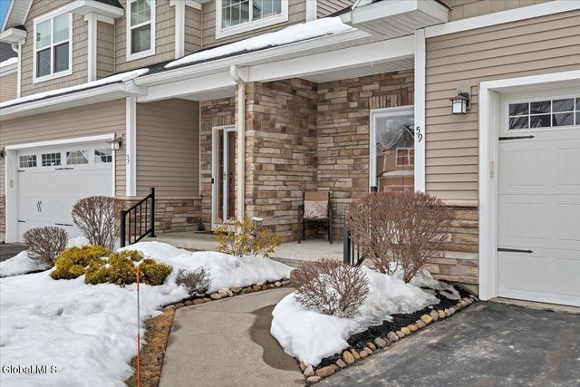 59 Lorenzo Drive, North Greenbush, NY 12180