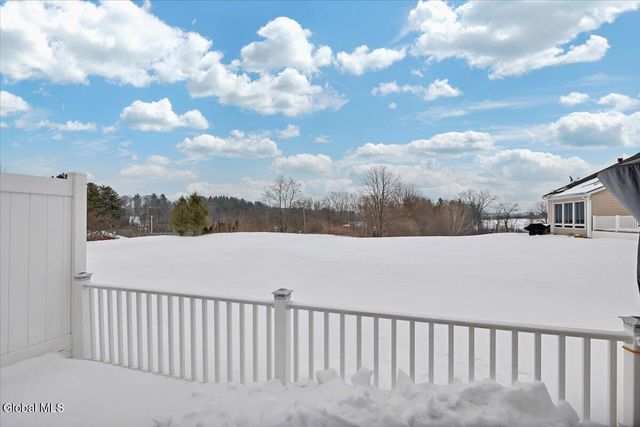 59 Lorenzo Drive, North Greenbush, NY 12180